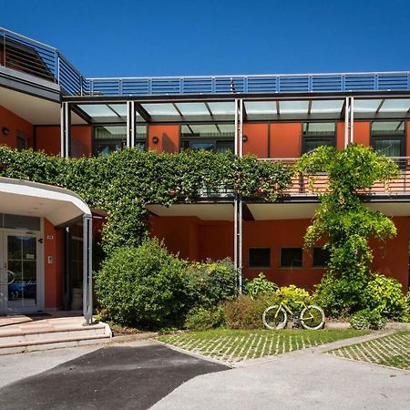 Hotel Due Laghi Padergnone Εξωτερικό φωτογραφία
