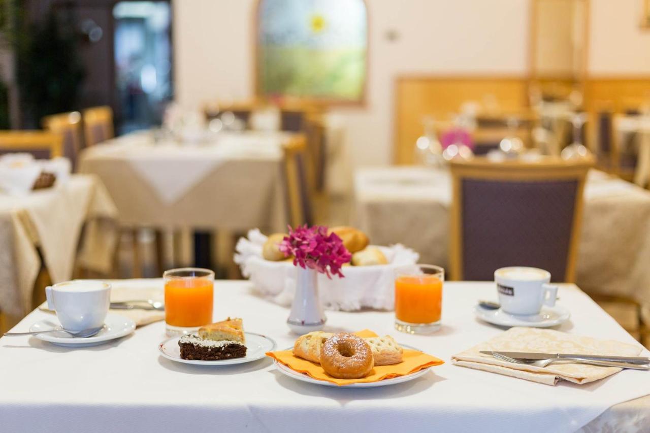 Hotel Due Laghi Padergnone Εξωτερικό φωτογραφία