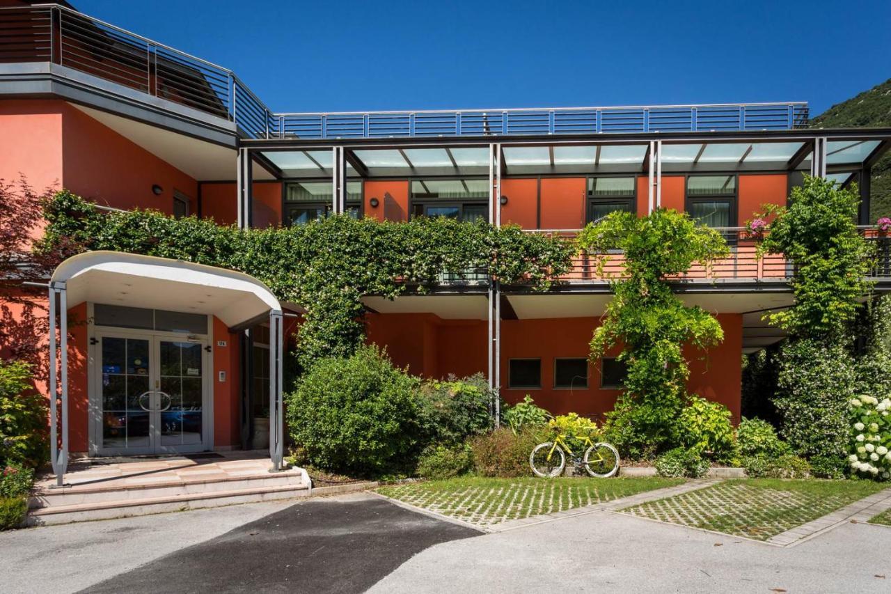 Hotel Due Laghi Padergnone Εξωτερικό φωτογραφία