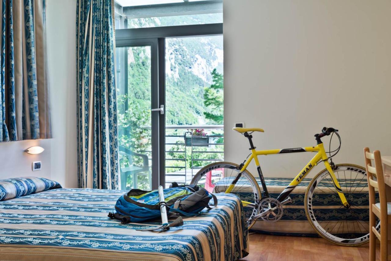 Hotel Due Laghi Padergnone Εξωτερικό φωτογραφία