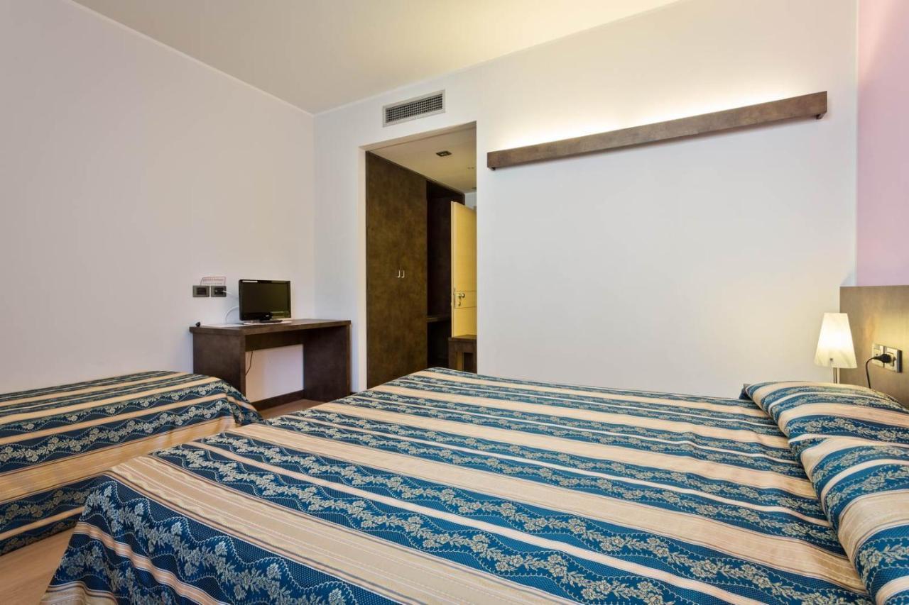 Hotel Due Laghi Padergnone Εξωτερικό φωτογραφία