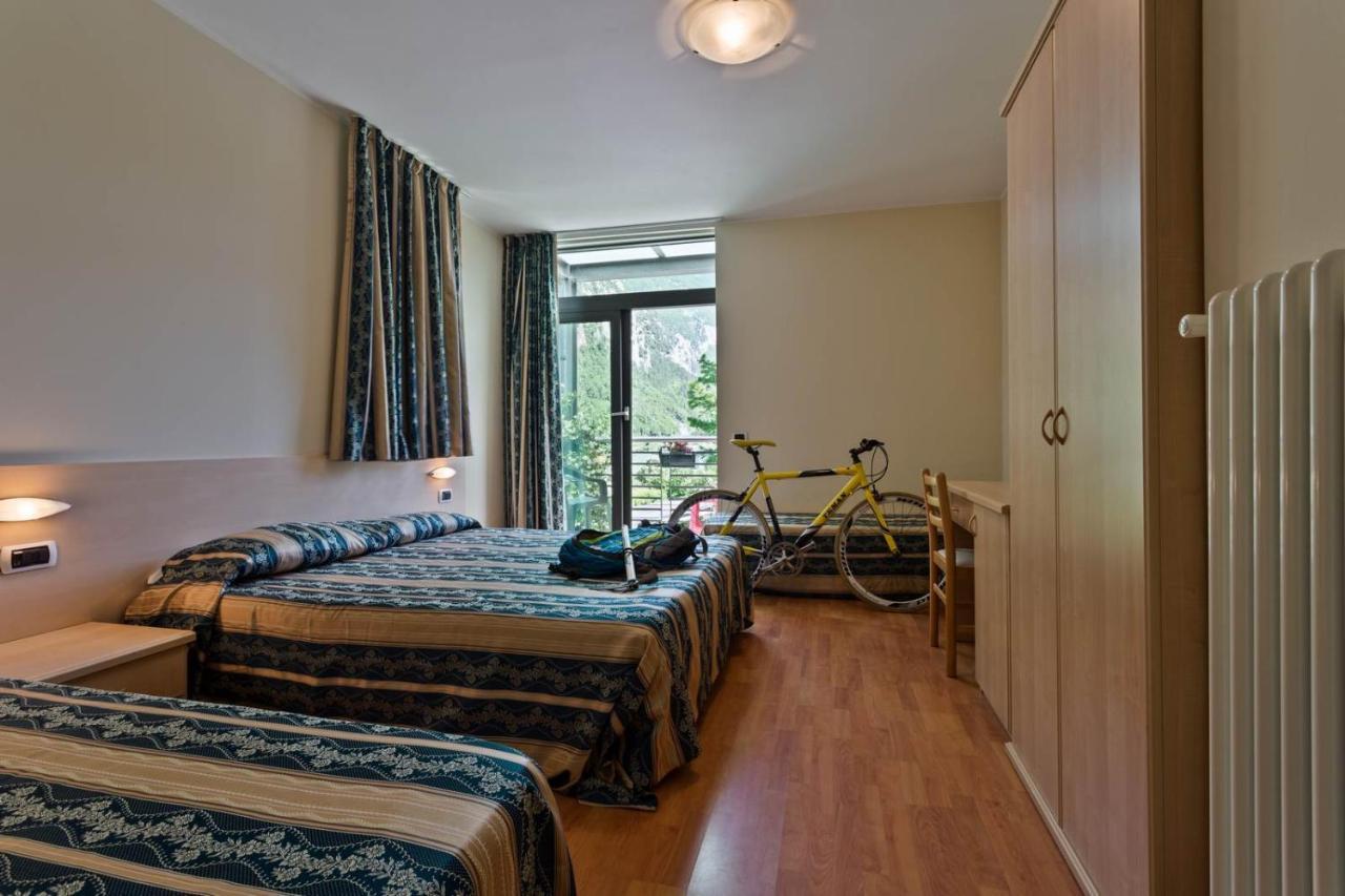 Hotel Due Laghi Padergnone Εξωτερικό φωτογραφία