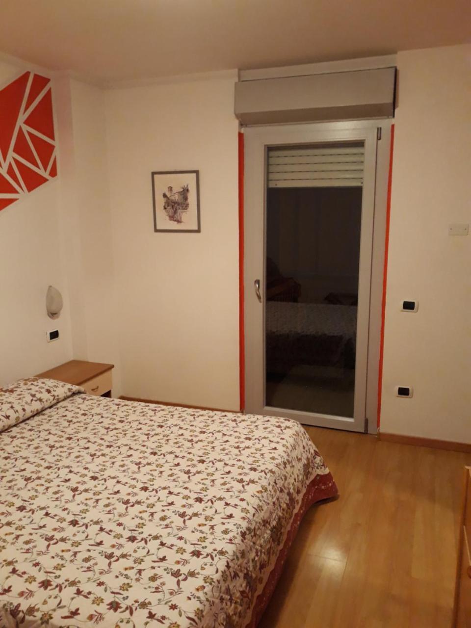 Hotel Due Laghi Padergnone Εξωτερικό φωτογραφία