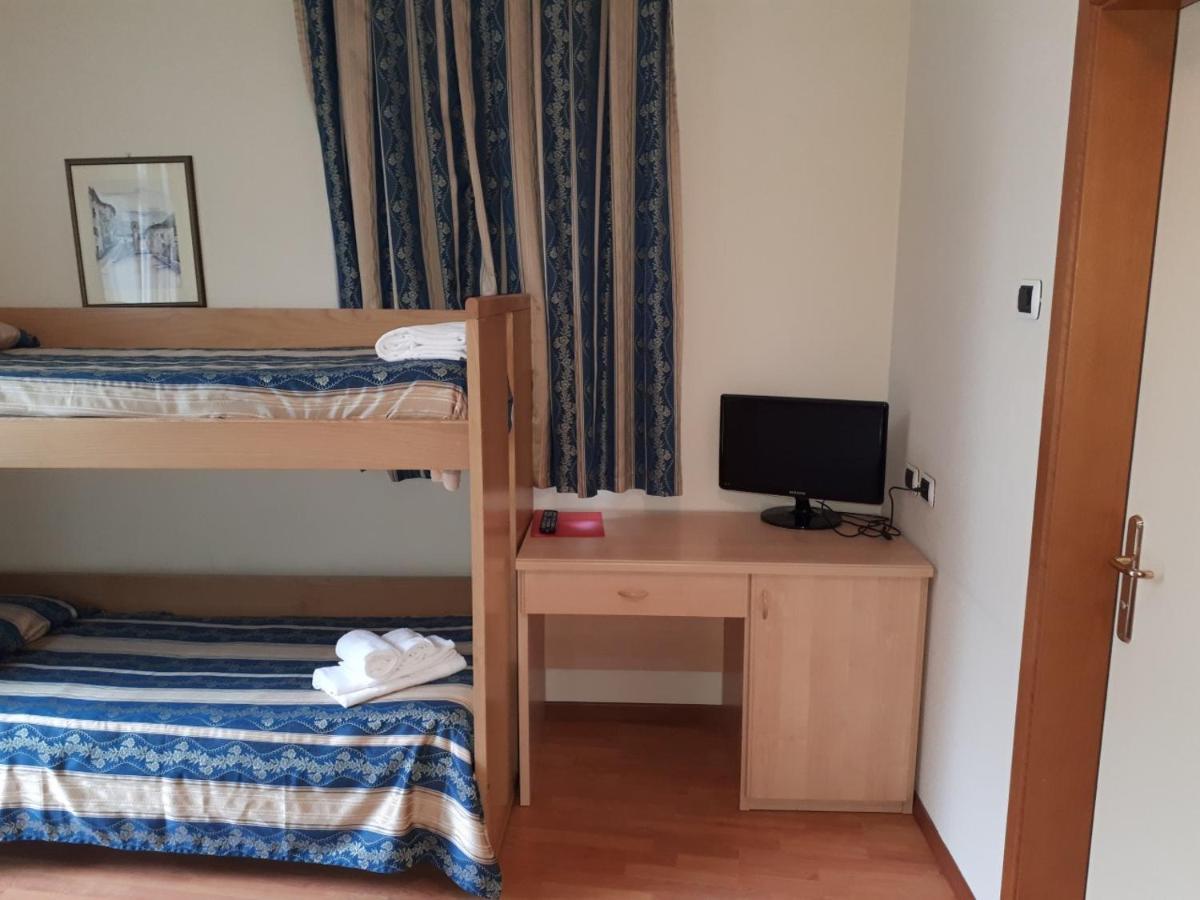 Hotel Due Laghi Padergnone Εξωτερικό φωτογραφία